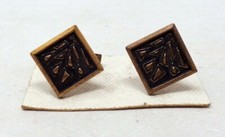 Paire de boutons de manchette anciens en métal