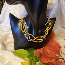 Collier Vintage Biche De Bere Ras De Cou Métal  Perles De Verre Oranges L 37 Cm