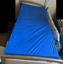 Matelas alova en mousse viscoélastique 90VMA63 CL2 90 x 200 cm, marque Winncare