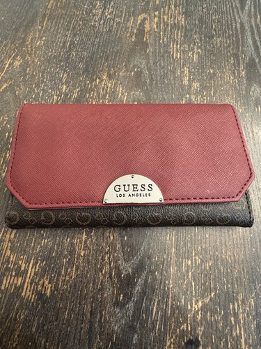 Guess wallet almost brand - guess,
