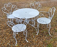 Salon de jardin en fer forgé années 50 / table haut 70 diam 88 cm