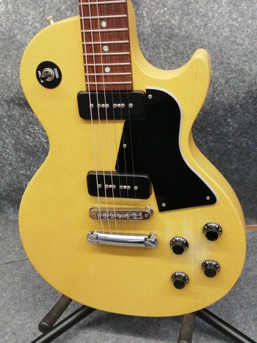 Guitare électrique - (gibson),