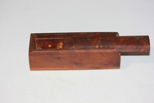 Jeu de Yam's en bois dans un plumier en bois ancien 5 dés