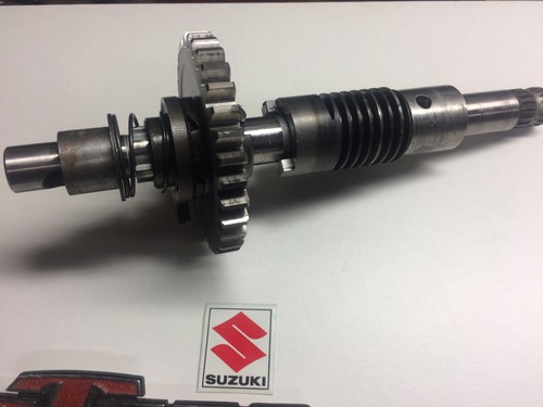 Suzuki 750 jklmab - arbre, de
