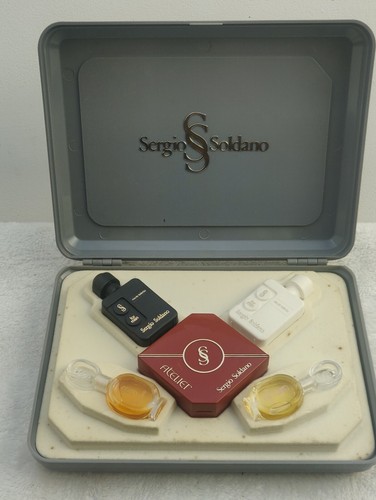 Ancien coffret miniatures de - 5,