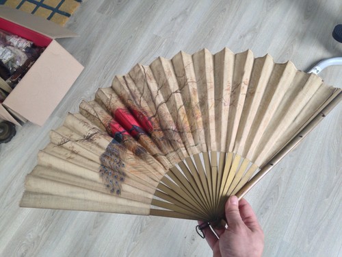 Ancien eventail bois tissu - ,