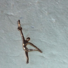 beau pendentif basketteur design en métal déco dans le gout des bijoux Jourdan