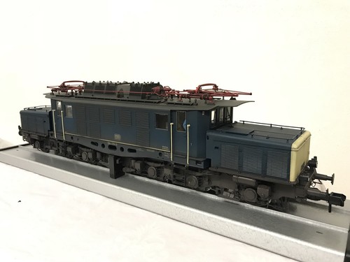 Hübner e94 échelle - Échelle, 1