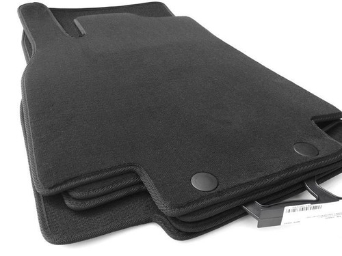 Neuf tapis sol mercedes - de,