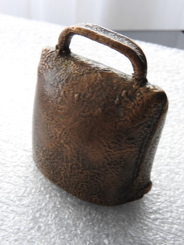 Ancienne cloche clochette - ancienne,