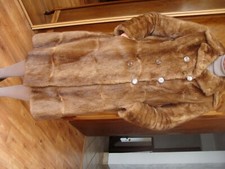Manteau de fourrure en Rat d’Amérique ou ragondin.
