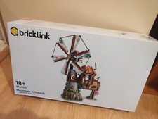 NEUF **LEGO BRICKLINK 910003 **Le moulin Sur La Montagne** ( Mountain Windmill )
