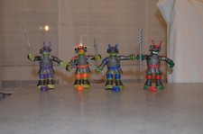 Figurines tortues ninja avec accessoire + voiture téléquidée