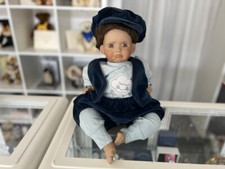 Poupée d'artiste poupée porcelaine 47 cm. Excellent état