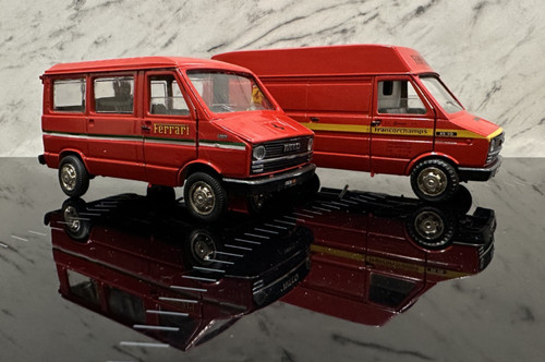 Lot vehicules iveco ferrari - lot,