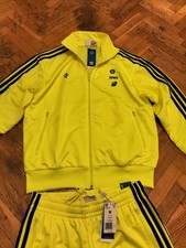 Ensemble Adidas NFT Collection