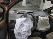 Compresseur clim RENAULT TWINGO 1 PHASE 3 8200840770