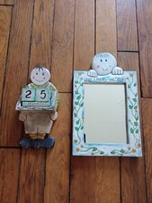 CADRE MIROIR + CALENDRIER PERPETUEL BOIS ENFANT
