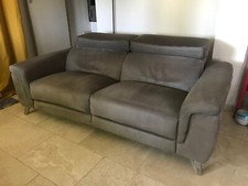 canapes 3 places tissu lessivable Taupe marque : home sofa. Comme neuf.