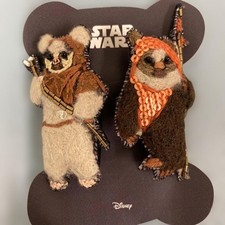 Insigne broche peluche feutre