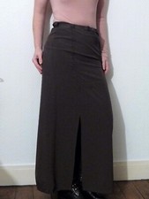 ? Jupe Longue Kaki Fendue sur le Coté avec sa Ceinture- Taille 36- Solola