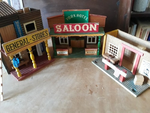 Starlux far west - far, 3