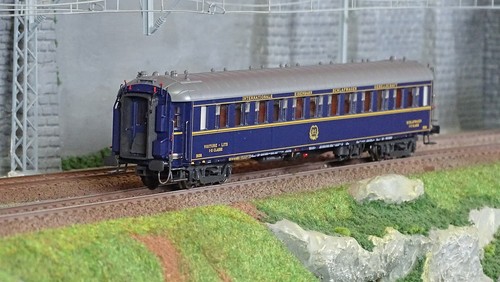 Models 49219 voiture z - ls,