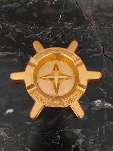 Cendrier marine marchande