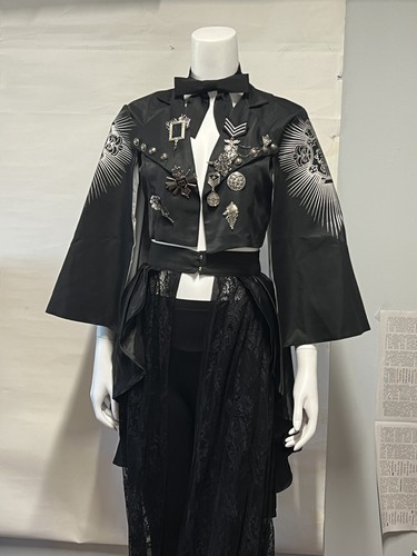 Black butler 15th - black,
