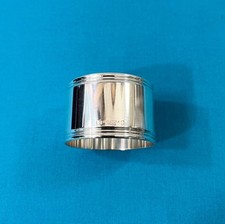 BRILLANT rond de serviette