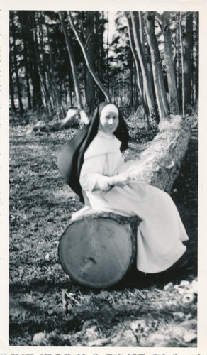 Snapshot bonne soeur nonne