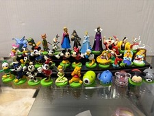 Lot de 33 mini figurines