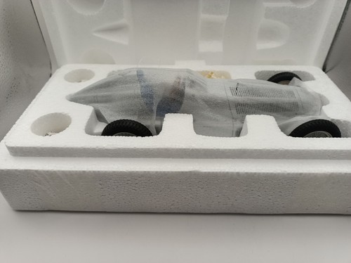 Cmc mercedes benz - 1/18,