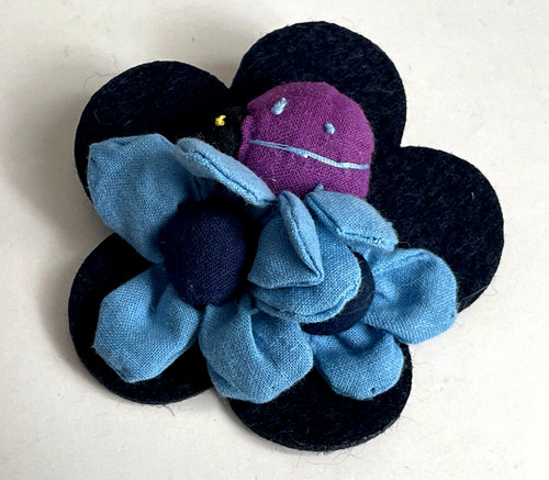 Superbe broche fleur - superbe,
