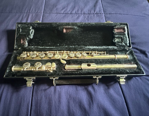 Yamaha 221 flute - offset, g