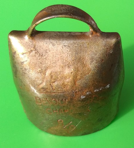 Cloche devouassoud 0 - devouassoud, n°8/0