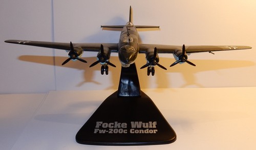 Atlas bombardier ciel 144 - bombardier, 1/144