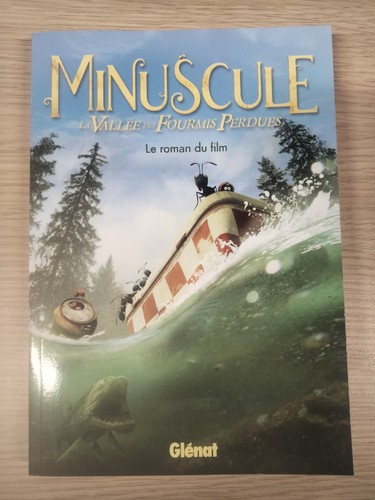 Livre minuscule vallée - minuscule,,