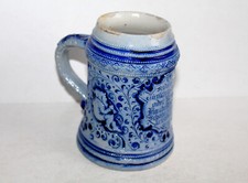 RARE ET TRES JOLIE ANCIEN CHOPE DE BIERE ALLEMANDE GRES EMAILLÉ LUTIN 1900, 50cl