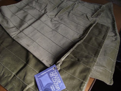 Housses coussins velours - de,