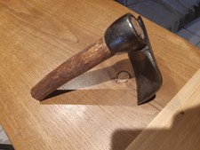 Ancienne herminette forgée outil vieux métiers