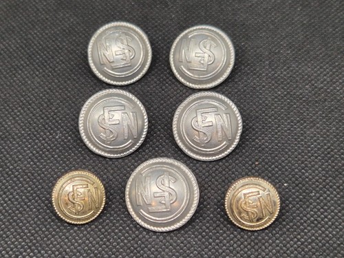 Anciens boutons sncf - anciens,