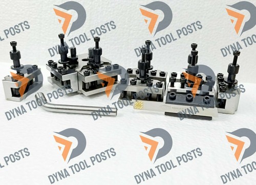 Lot poteaux outils à - 10,
