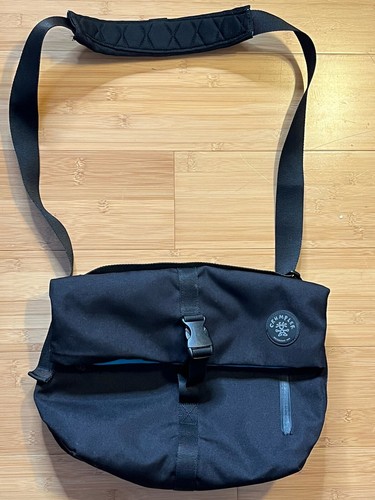 Crumpler flock horror black - crumpler,