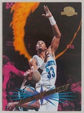 Carte NBA Alonzo Mourning 1995-96 Skybox Premium #14