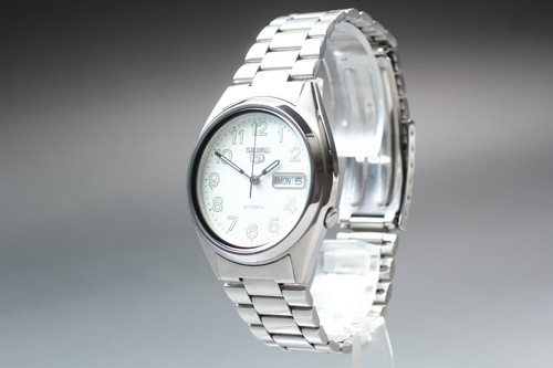 Presque comme neuve montre - comme,