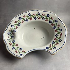 Ancien plat à barbe faïence ancienne décor frise florale