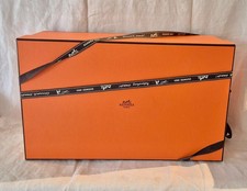 Grande Boite  Vide Haute HERMES NEUVE  36 X 22 X 13 cm avec son ruban Hemes