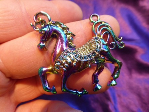 Pendentif cheval laiton - en,