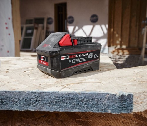 Batterie milwaukee m18 - batterie, forge